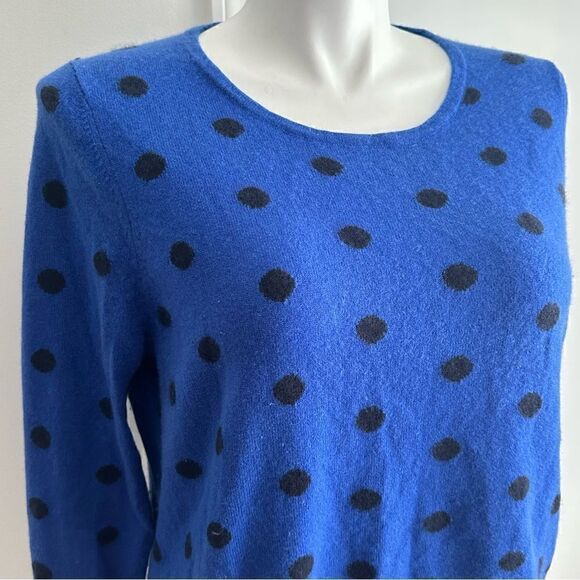 CASHMERE Blue and Black Polka Dot Sweater, Size Medium - Picture 4 of 9